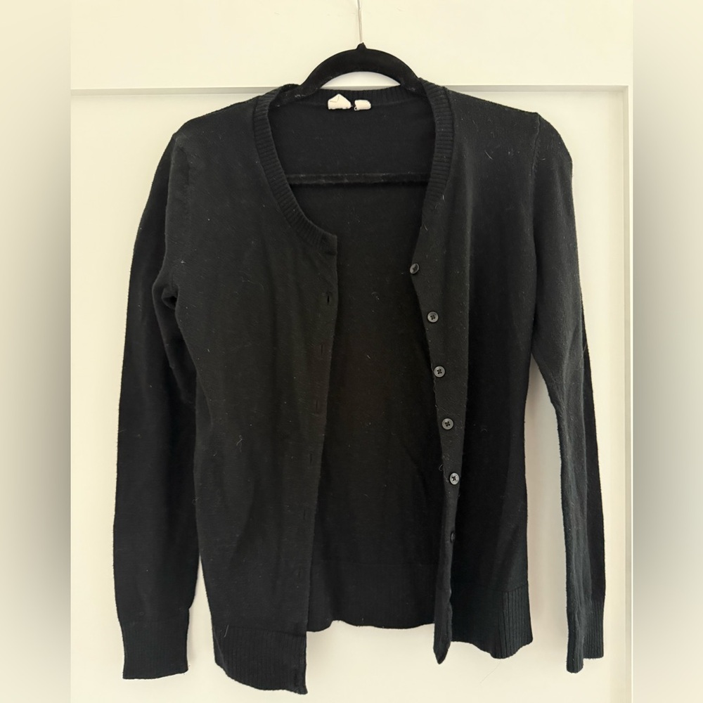 GAP Black Women's Cardigan Sweater - Picture 1 of 3